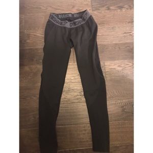 Black Gym Shark leggings